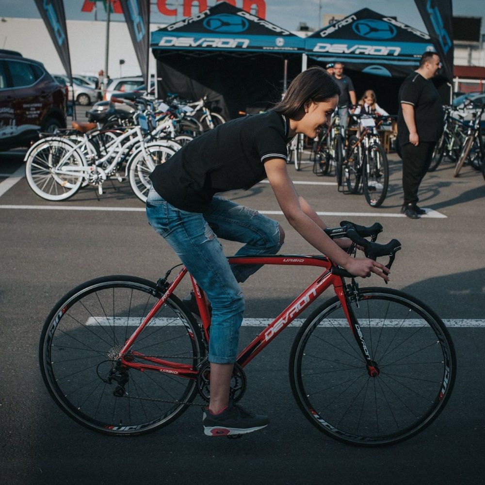 Devron Urbio R6.8 - model 2016 Devil Red - 540 mm - obrázek 21