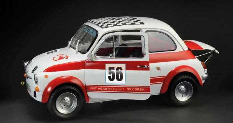 ITALERI Model Kit auto 4705 - FIAT Abarth 695SS/Assetto Corsa (1:12) - obrázek 11