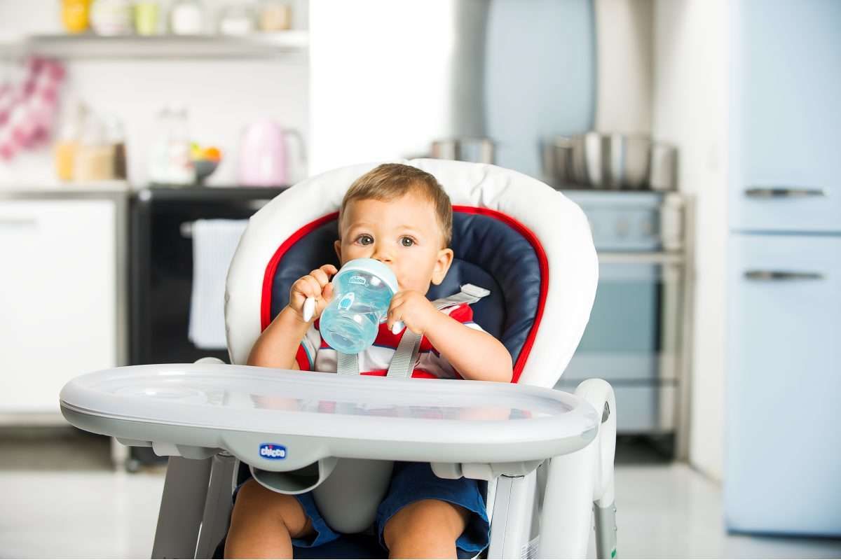 CHICCO Hrneček Učíme se s držadly 200 ml, zelený 4m+ - obrázek 2