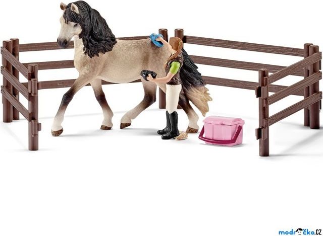 Schleich - Jezdecký klub, Péče o Andaluskou klisnu - obrázek 1