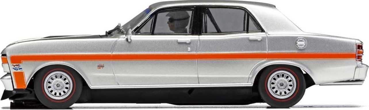 Autíčko Street SCALEXTRIC C4037 - Ford XW Falcon Silver Fox (1:32) - obrázek 2