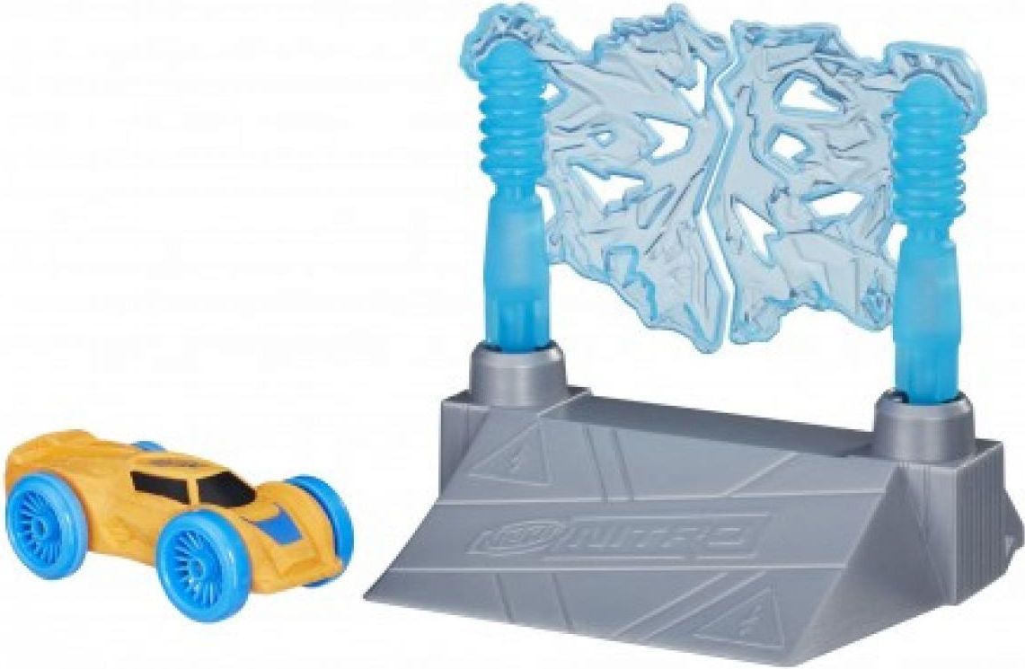 Hasbro Nerf Nitro náhradní autíčko a překážka Sparksmash - obrázek 1