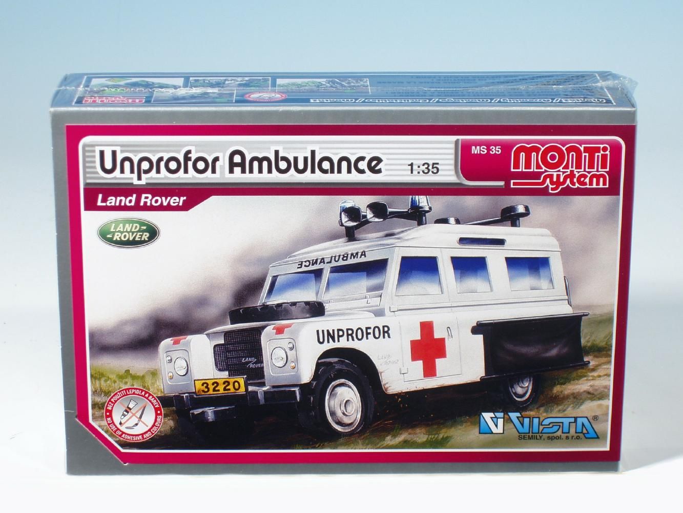 Stavebnice Monti 35 Unprofor Ambulance Land Rover 1:35 - obrázek 1