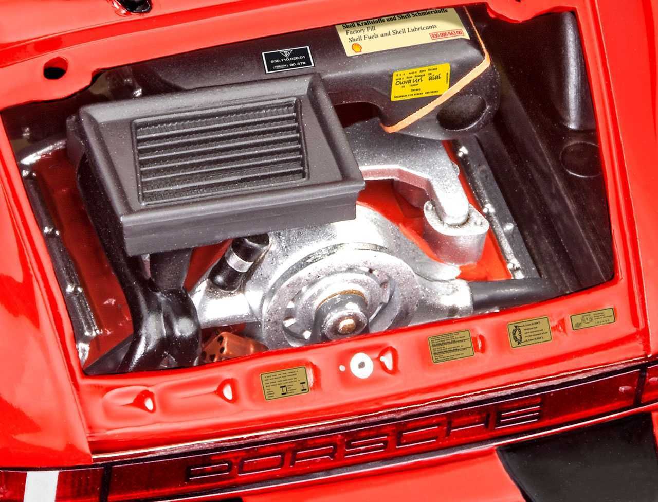 REVELL Plastic ModelKit auto 07179 - Porsche 911 Turbo (1:25) - obrázek 8