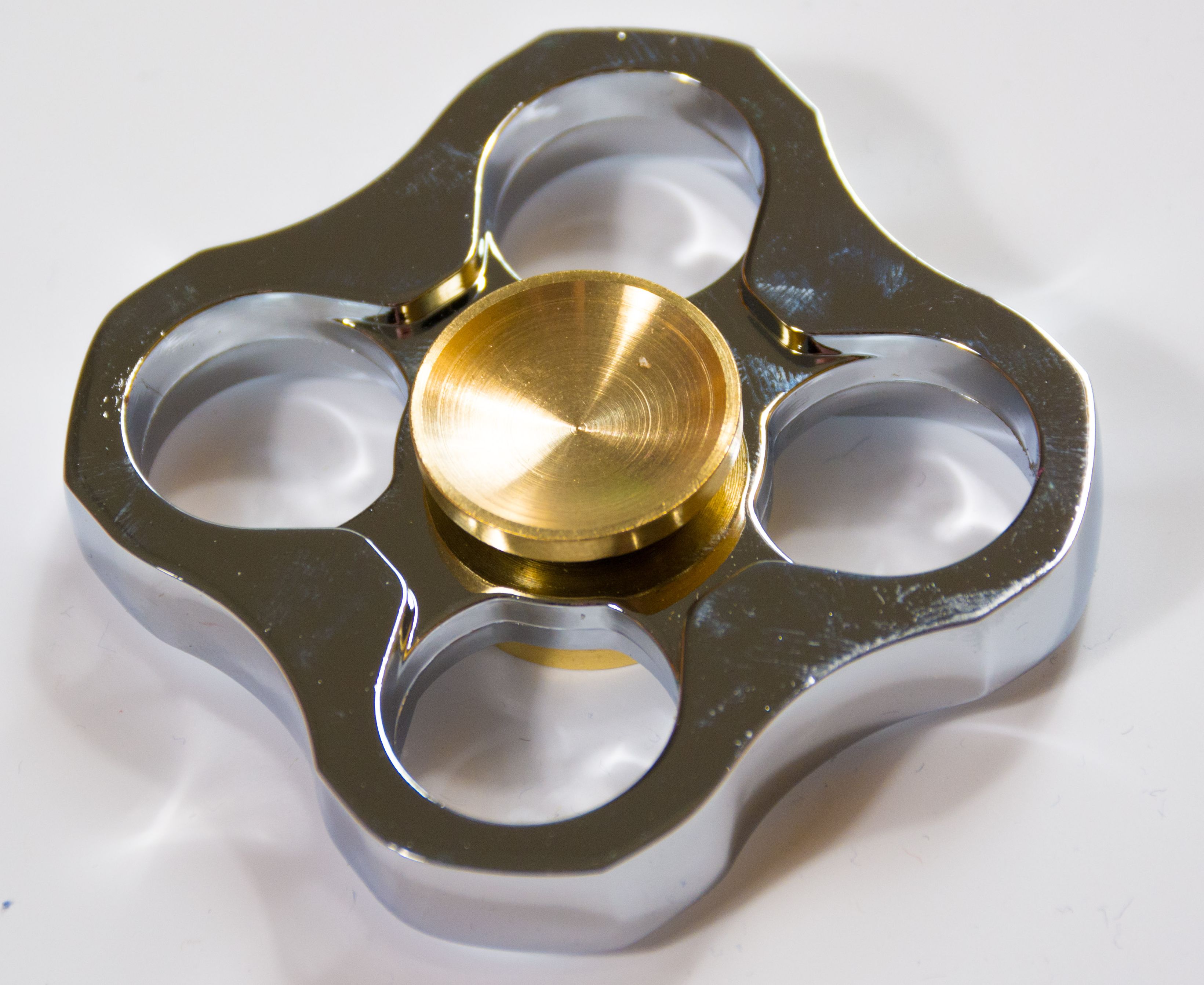 Kovový Fidget Spinner 6cm de luxe typ spinneru: větrník - obrázek 8