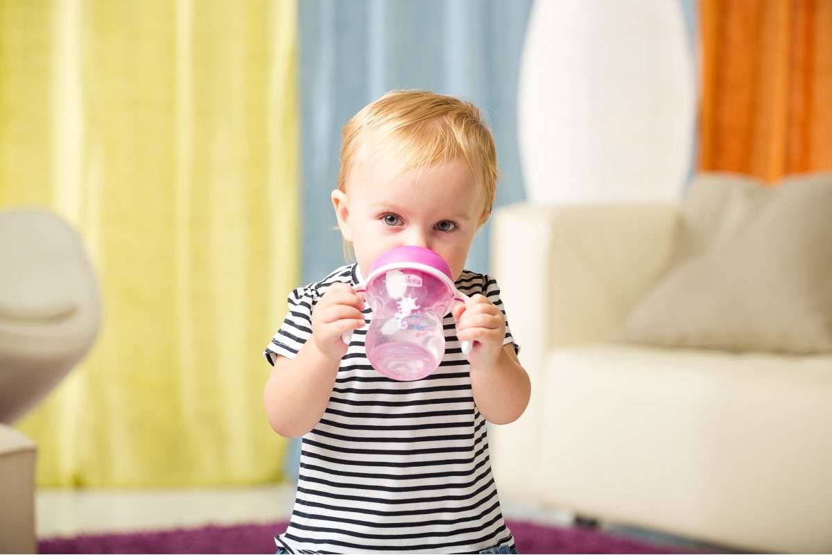 CHICCO Hrneček Trénujeme s držadly 200 ml, zelený 6m+ - obrázek 2