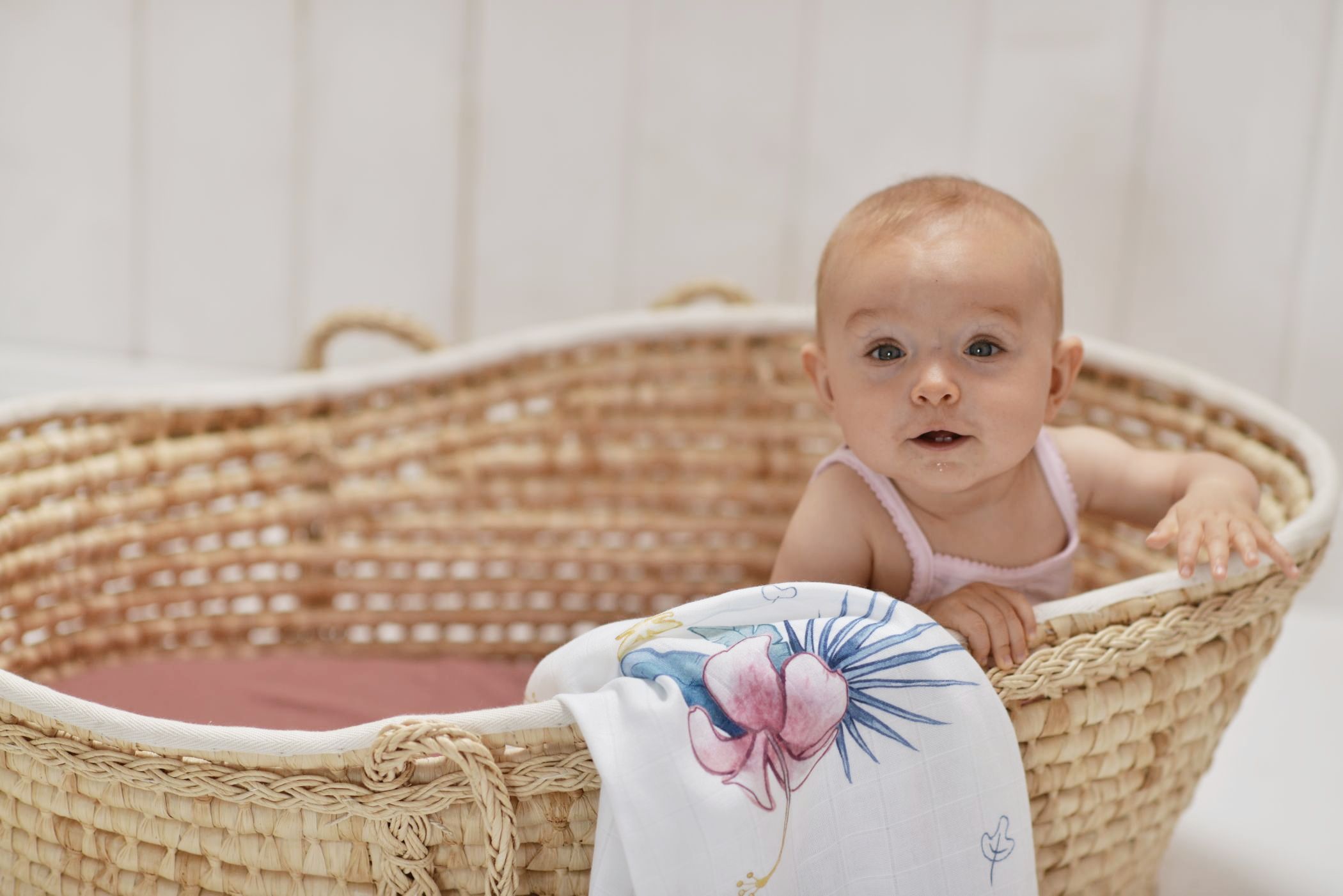 POOFI Bambusové swaddle TROPICAL bílá OCEAN s potiskem Tygříci; 120 x 120 cm; 1ks; - obrázek 4