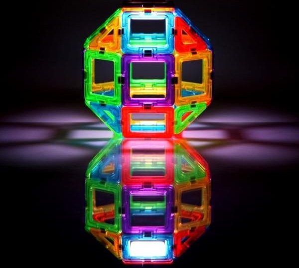 Magnetická stavebnice MAGFORMERS - LED lucerna - obrázek 4