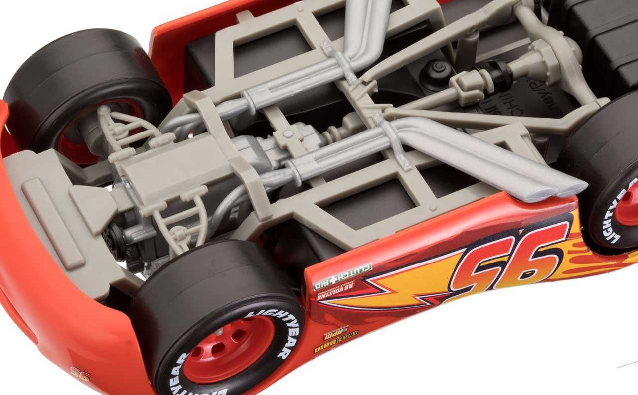 REVELL EasyClick ModelSet auto 67813 - Lightning McQueen (1:24) - obrázek 4