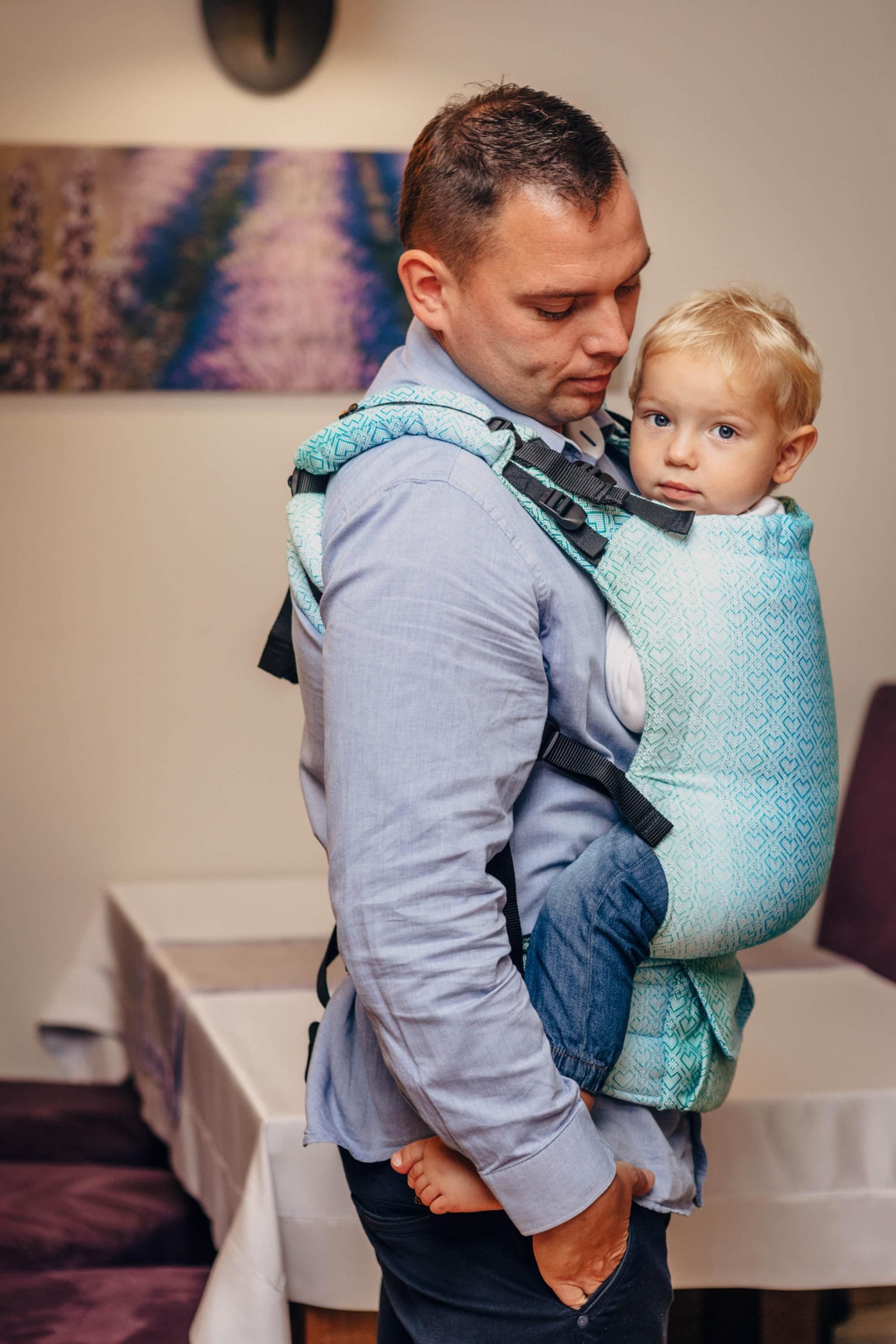 LennyLamb LennyUp ergonomické rostoucí nosítko BIG LOVE ICE MINT - obrázek 2