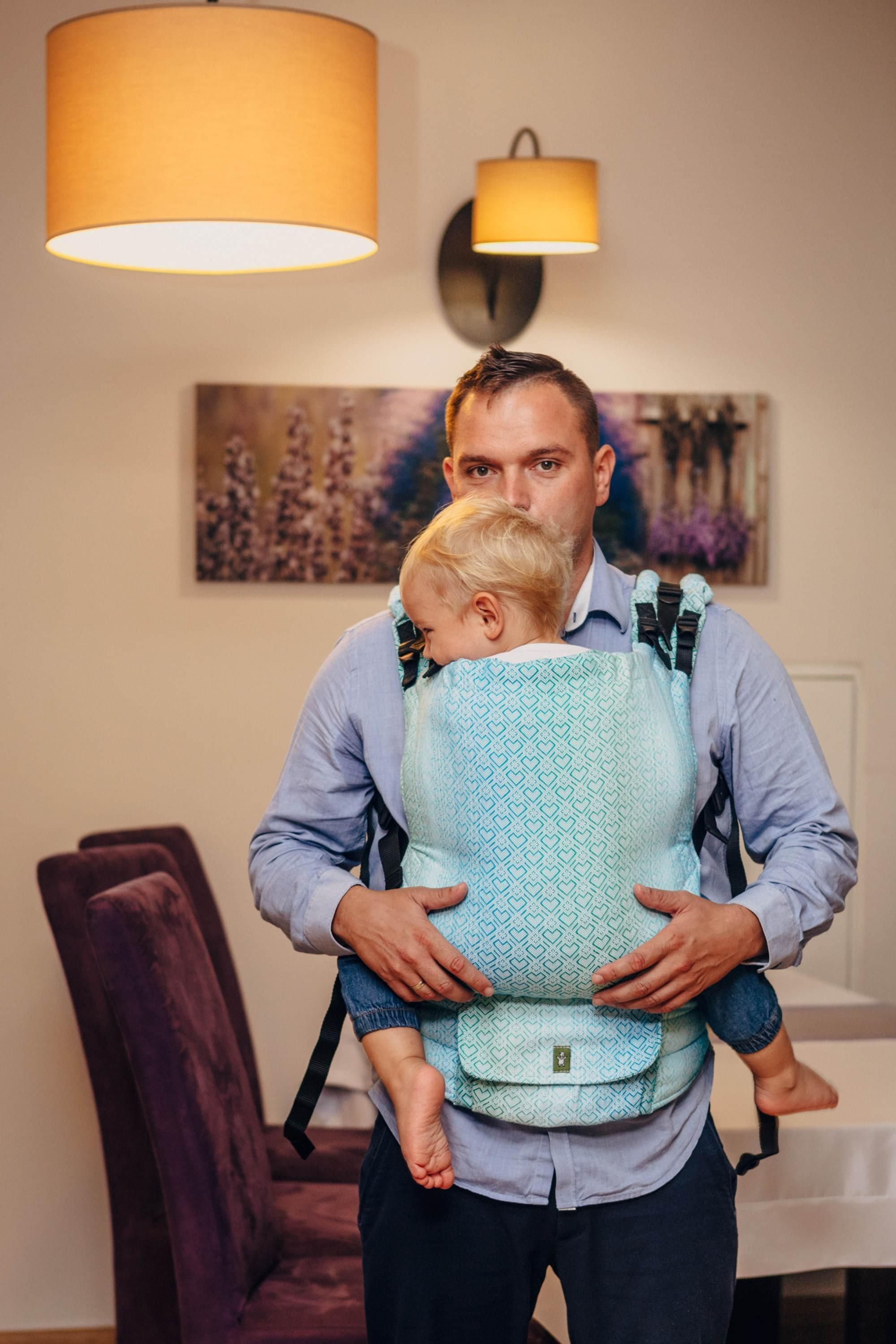 LennyLamb LennyUp ergonomické rostoucí nosítko BIG LOVE ICE MINT - obrázek 3