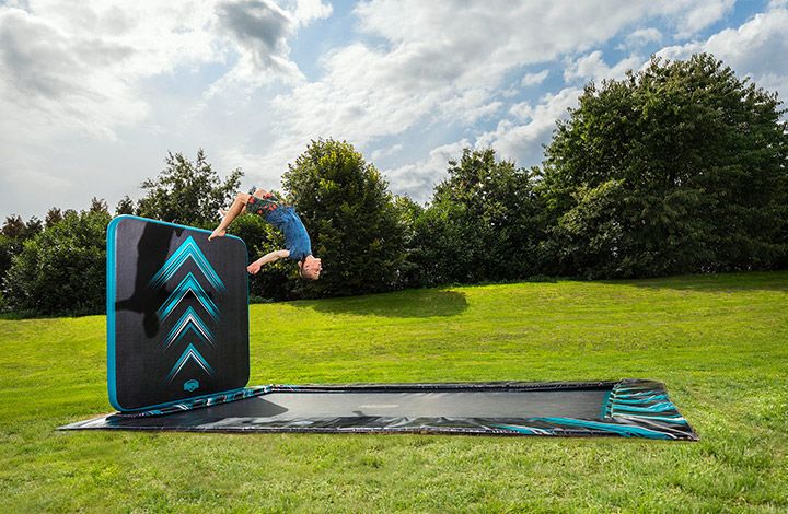 BERG Ultim Elite FlatGround 500 GREY + AeroWall 2x2 GREY - obrázek 2