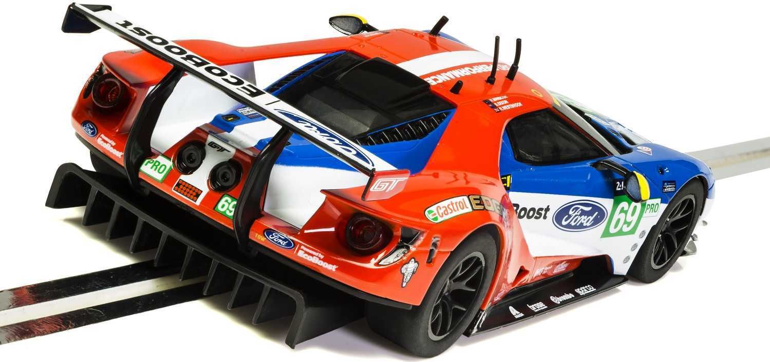 Autíčko GT SCALEXTRIC C3858 - Ford GT - GTE Number 69 LeMans 2016 - NEW TOOLING (1:32) - obrázek 6