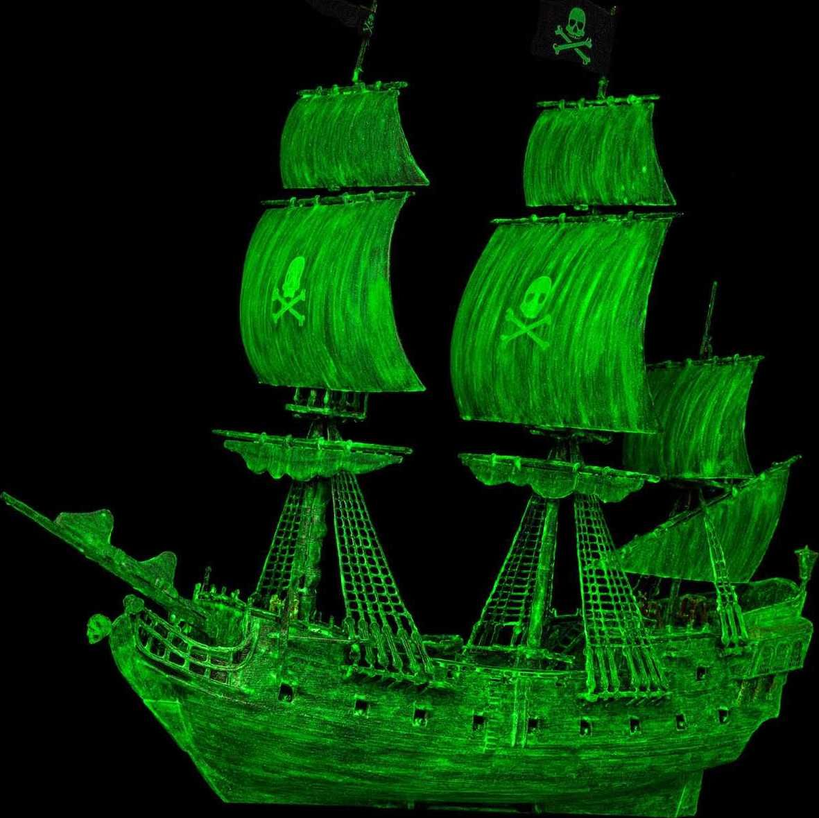 REVELL EasyClick loď 05435 - Ghost Ship (incl. night color) (1:150) - obrázek 6