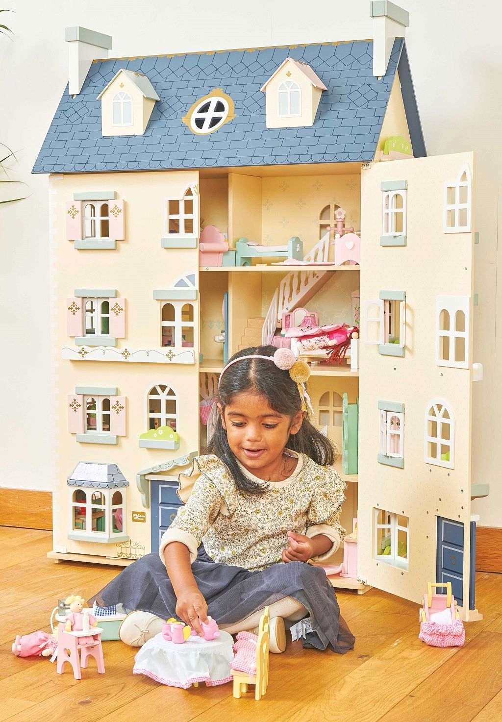 Le Toy Van Domeček pro panenky Palace - obrázek 7