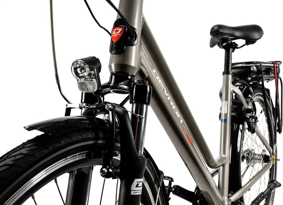 Devron 28122 - model 2019 Grey - 19,5" - obrázek 16