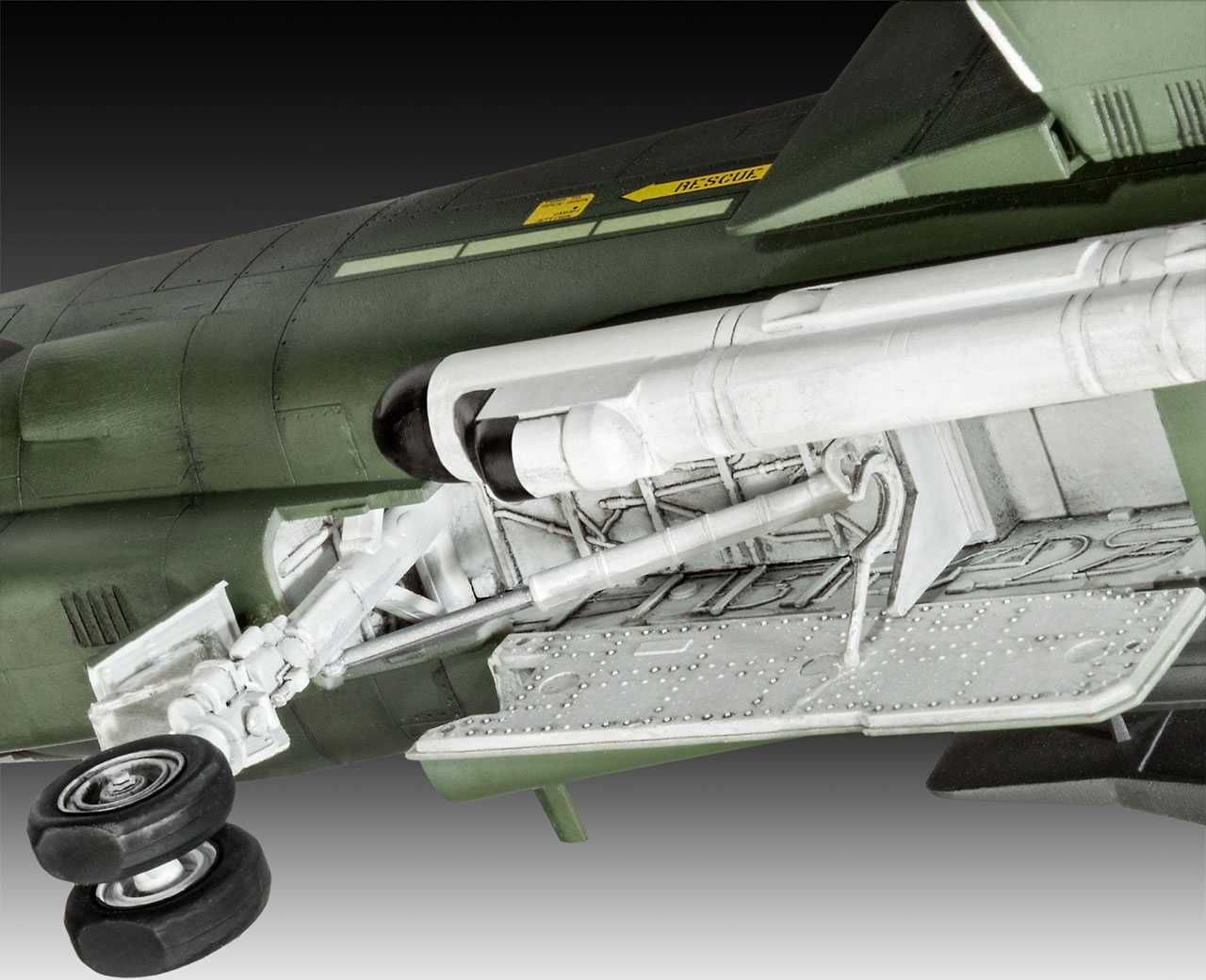 REVELL Plastic ModelKit letadlo 04959 - F-4G Phantom II Wild Weasel (1:32) - obrázek 4