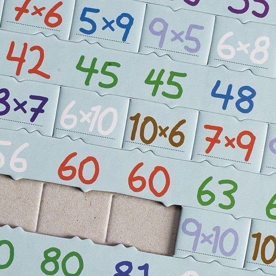 LARSEN Puzzle Matematika: násobení 81 dílků - obrázek 2