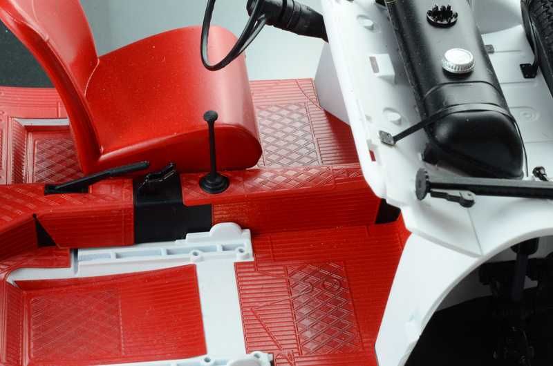ITALERI Model Kit auto 4703 - FIAT 500 F 1968 (1:12) - obrázek 2