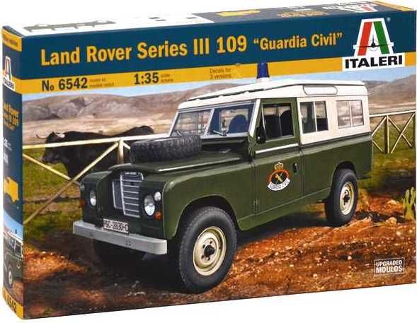 ITALERI Model Kit auto 6542 – LAND ROVER III 109 „Guardia Civil“ (1:35) - obrázek 1