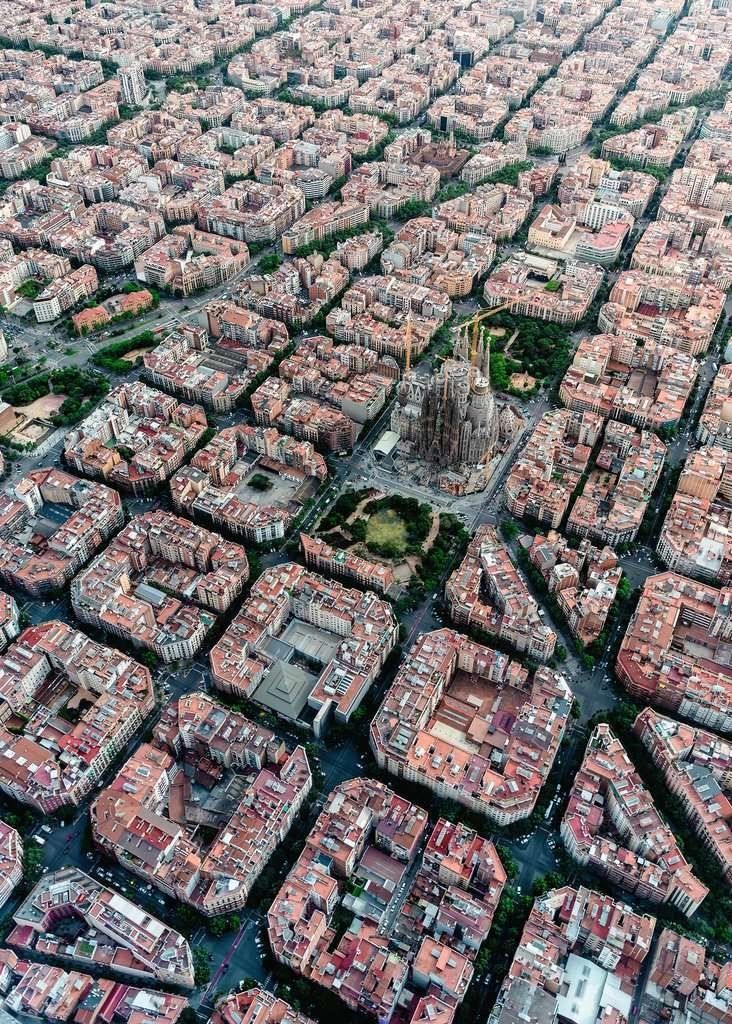 RAVENSBURGER Puzzle Barcelona shora 1000 dílků - obrázek 1