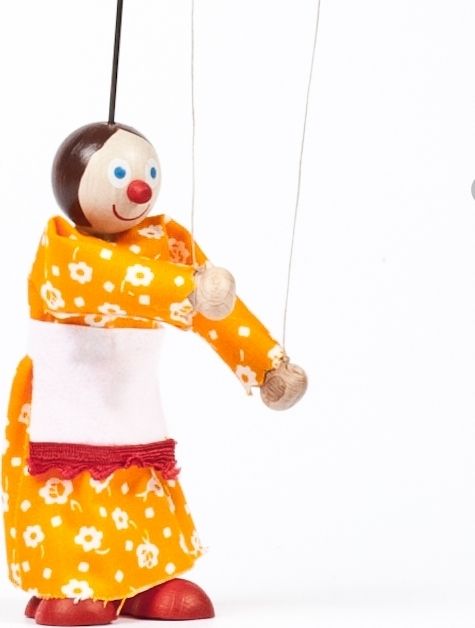 GERLICH Dřevěná loutka Maminka Boženka - obrázek 1