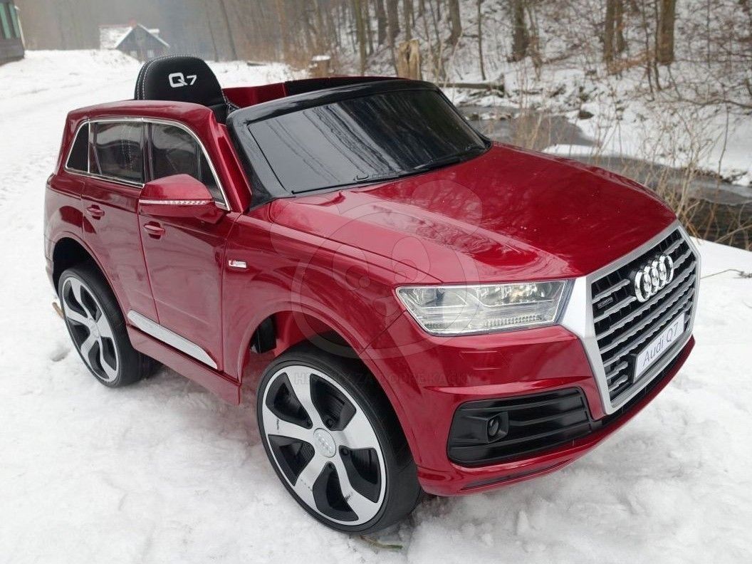 Audi Q7 s 2,4G bluetooth DO, Lak, nová palubní deska, EVA kola - modré - obrázek 6
