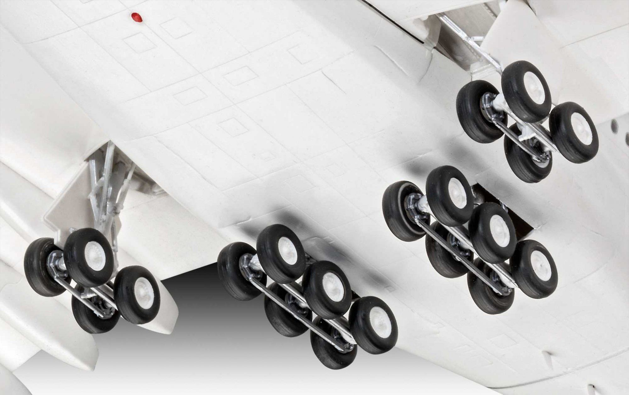 REVELL Plastic ModelKit letadlo 03872 - Airbus A380-800 Lufthansa New Livery (1:144) - obrázek 4
