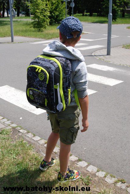 Školní aktovka Topgal CHI 785 E Green ozubené kolečko - Doprava Zdarma - obrázek 16