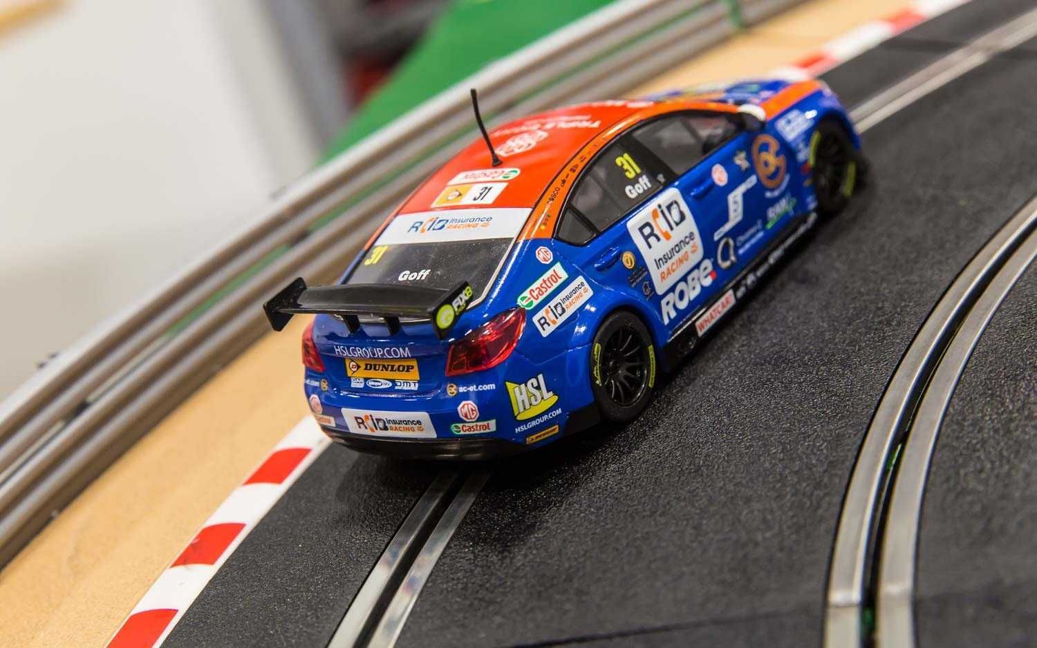 Autíčko Circuit SCALEXTRIC C3736 - BTCC MG6 (1:32) - obrázek 3