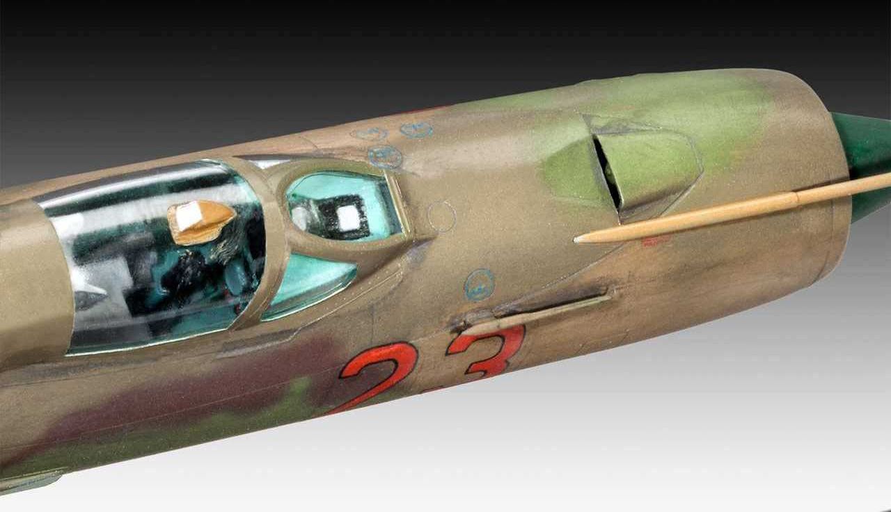 REVELL Plastic ModelKit letadlo 03915 - MiG-21 SMT (1:48) - obrázek 4