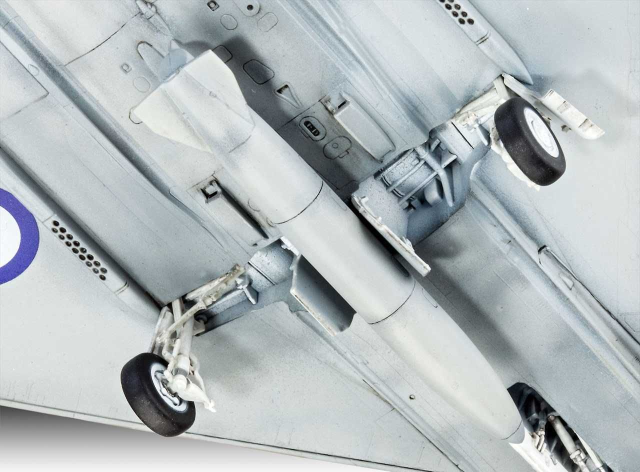 REVELL ModelSet letadlo 63900 - 100 Years RAF: Eurofighter Typhoon RAF (1:72) - obrázek 3