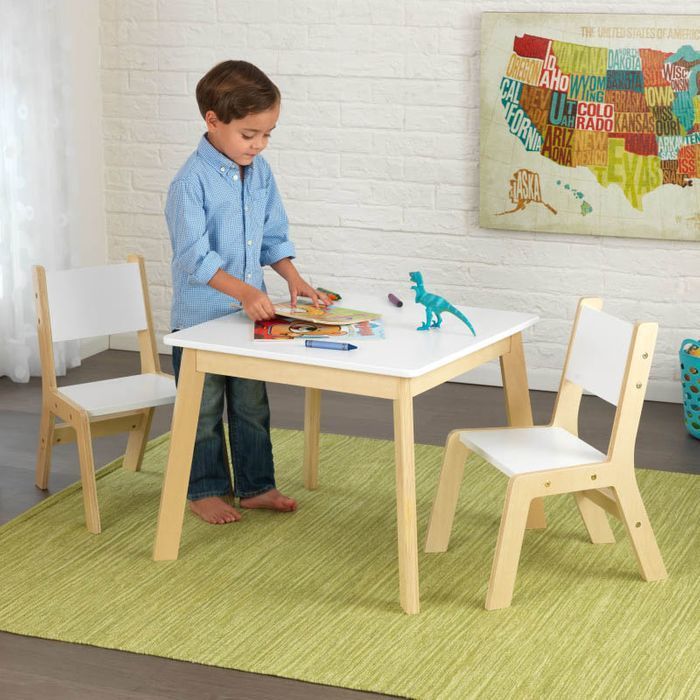 KidKraft Moderní set stůl a 2 židle bílé - obrázek 4