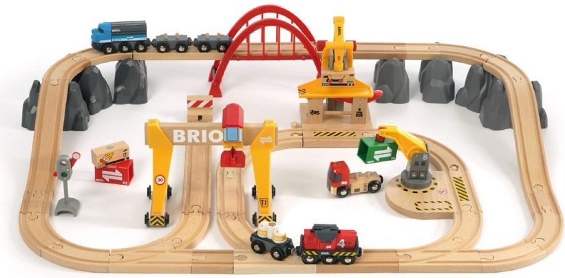 Brio 33097 - Nákladní vláčkodráha s mostem a překladištěm - obrázek 1