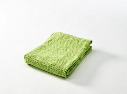 Háčkovaná deka mátově zelená BabyDan - obrázek 1