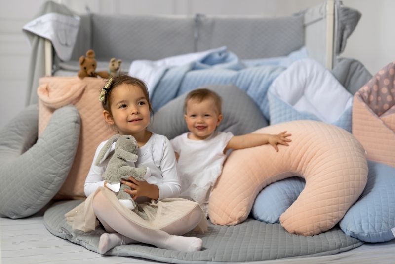 Miminu Kojící polštář - relaxační poduška 175cm, Velvet lux Miminu, prošívaný - meruňkový - obrázek 2