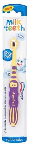 Aquafresh zubní kartáček Milk Teeth 1 ks/bal. - obrázek 1