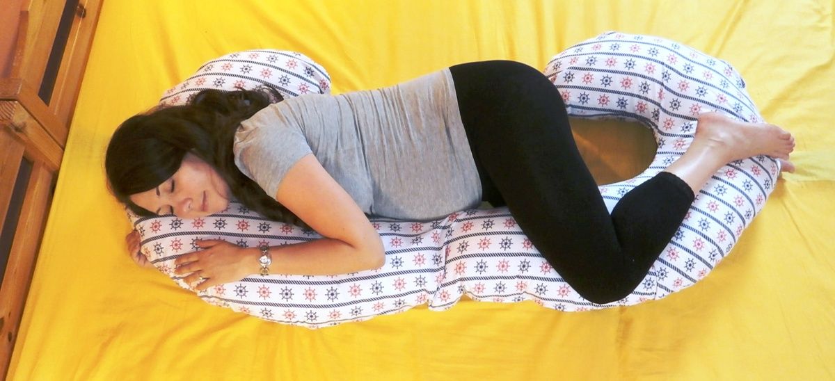 KHC Těhotenský a kojící polštář Zuzanka modro červená kormidla na bílé 260 cm - obrázek 1