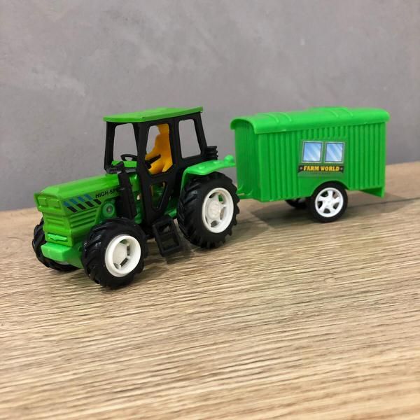 Traktor s budou - obrázek 1