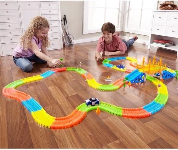 Glow Tracks svítící autodráha 220 ks - obrázek 1