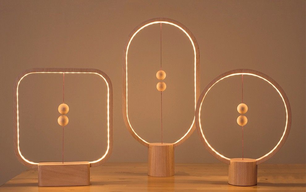 Allocacoc Heng Balance Lamp Ellipse USB lampička tmavé dřevo - obrázek 8