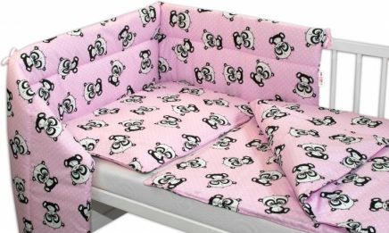 3-dílná sada mantinel s povlečením + zavinovačka zdarma - Baby Panda, růžová, Velikost povlečení 135x100 - obrázek 1