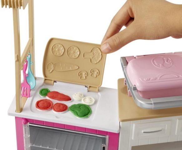 Barbie KUCHYNĚ SNŮ - obrázek 4