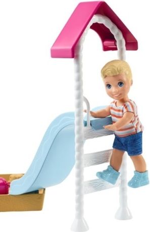 Barbie PŘÍBĚH Z DENÍKU CHŮVY - obrázek 4