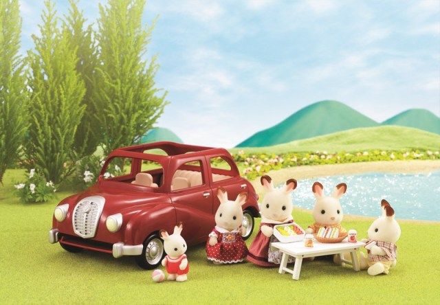Sylvanian Families - Rodinné auto červené - obrázek 13