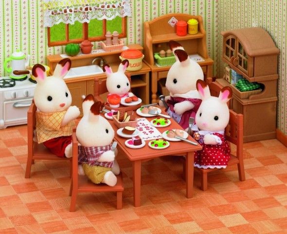 Sylvanian Families - Nábytek jídelní stůl se židlemi - obrázek 2