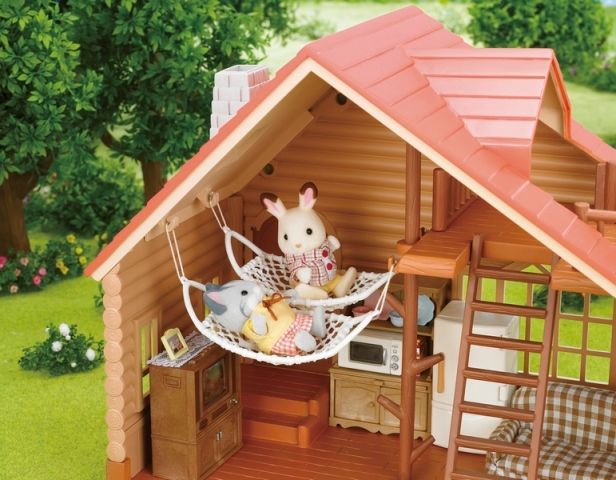 Sylvanian Families Dárkový set - Srub s příslušenstvím C - obrázek 12