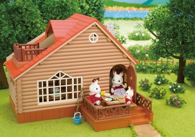 Sylvanian Families Dárkový set - Srub s příslušenstvím C - obrázek 14