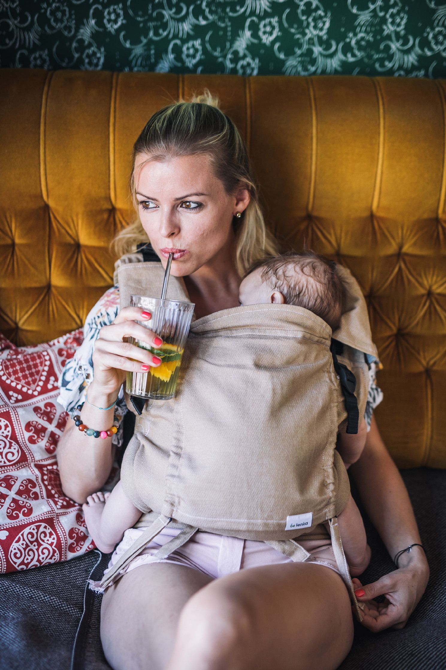 Be Lenka Nosítko Lenka 4ever - Brown Ramenní popruhy: Klasické bez možnosti kríženia - obrázek 3