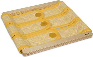 Zapínací rám – 3 velké knoflíky, pro batolata - obrázek 1